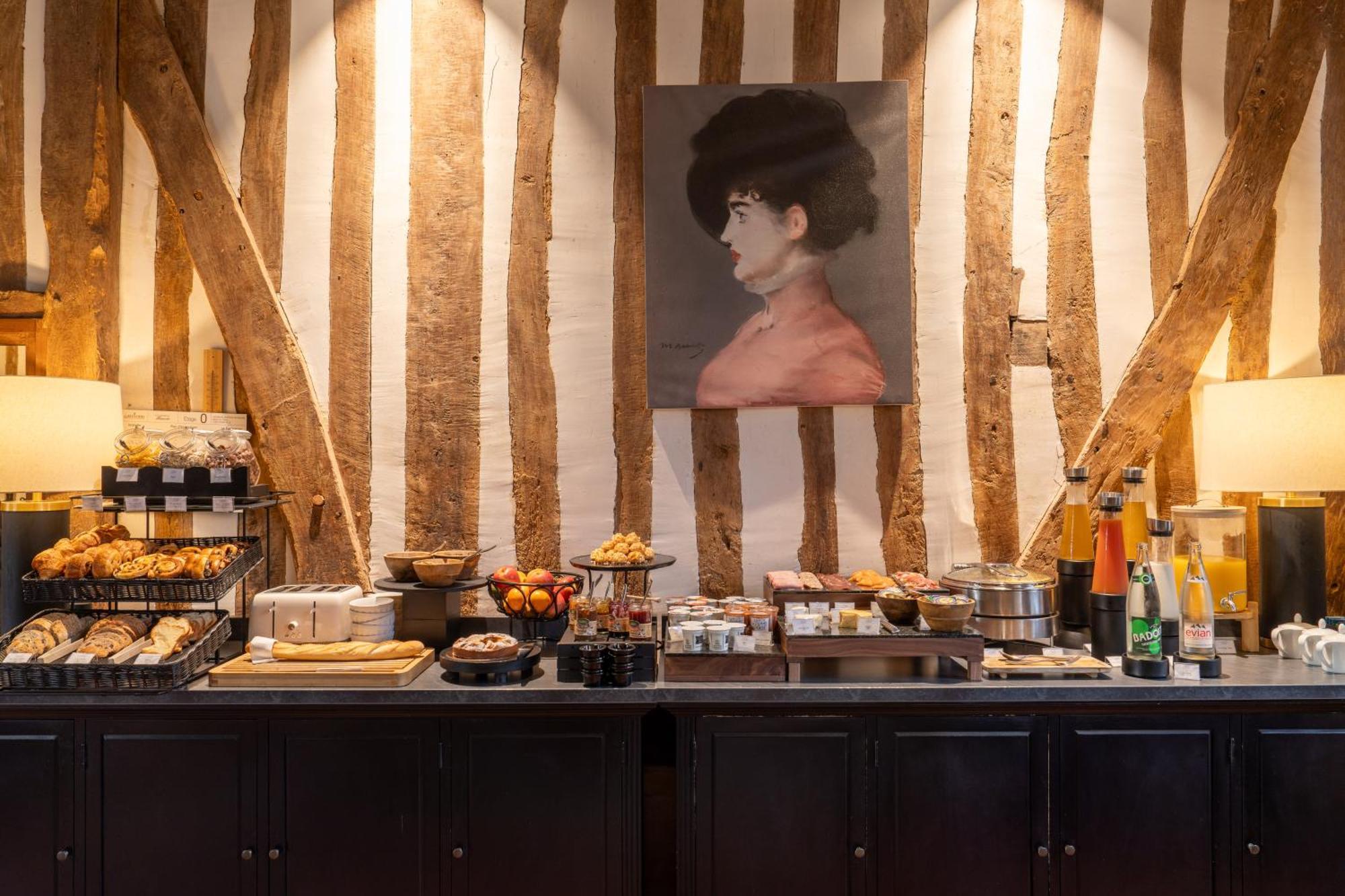 Hotel Les Manoirs Des Portes De Deauville - Small Luxury Of The World 4*